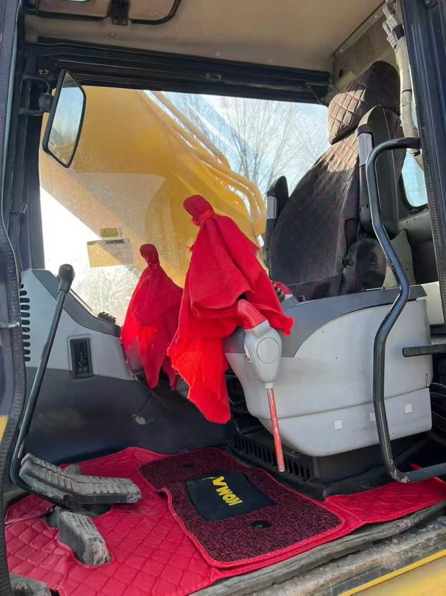 Used Komatsu PC60 Excavator 2016 Model / 6