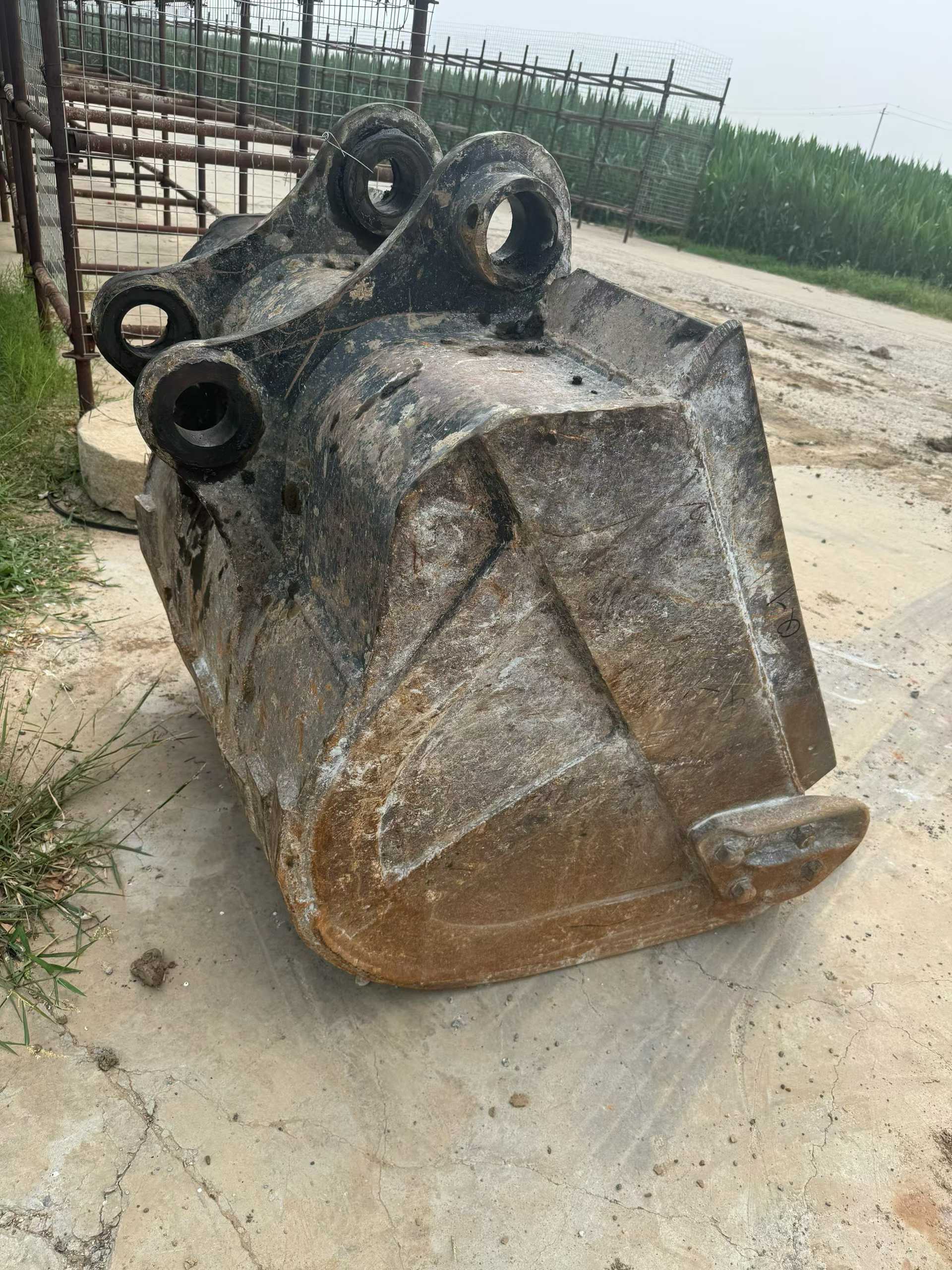 Buy Sany SY215W Used Excavator / 1