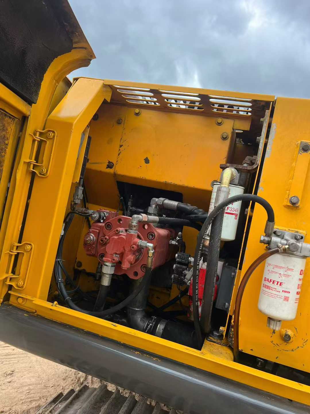 Buy XCMG XE150 Used Excavator / 7 Used XCMG XE150 Excavator 2016 Model / 7