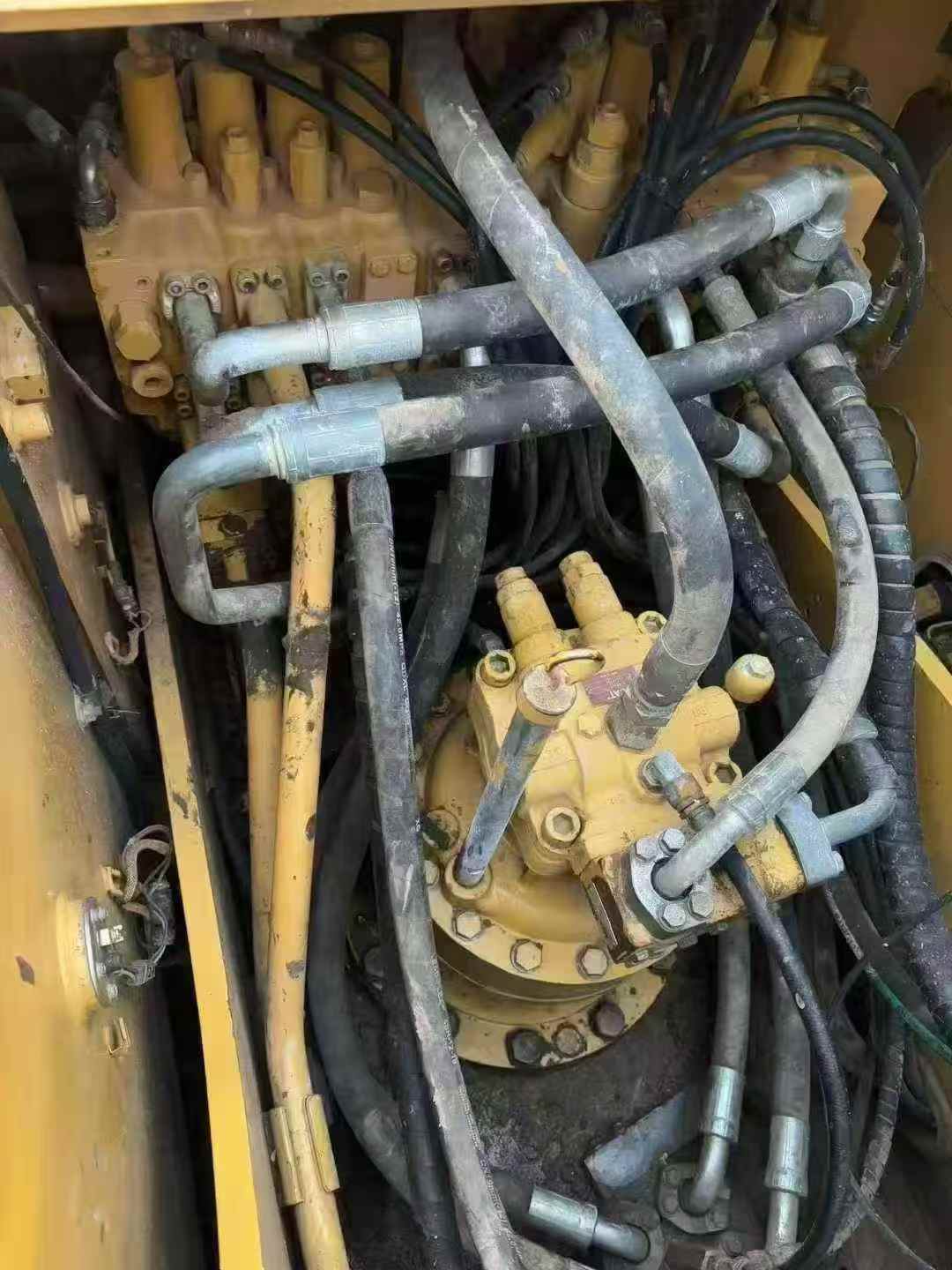 Used Caterpillar 320D Excavator 2011 Model / 5