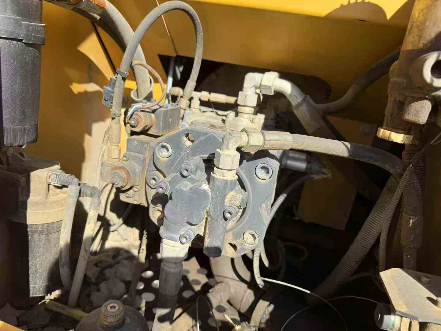 Used XCMG XE135GA Excavator 2017 Model / 3