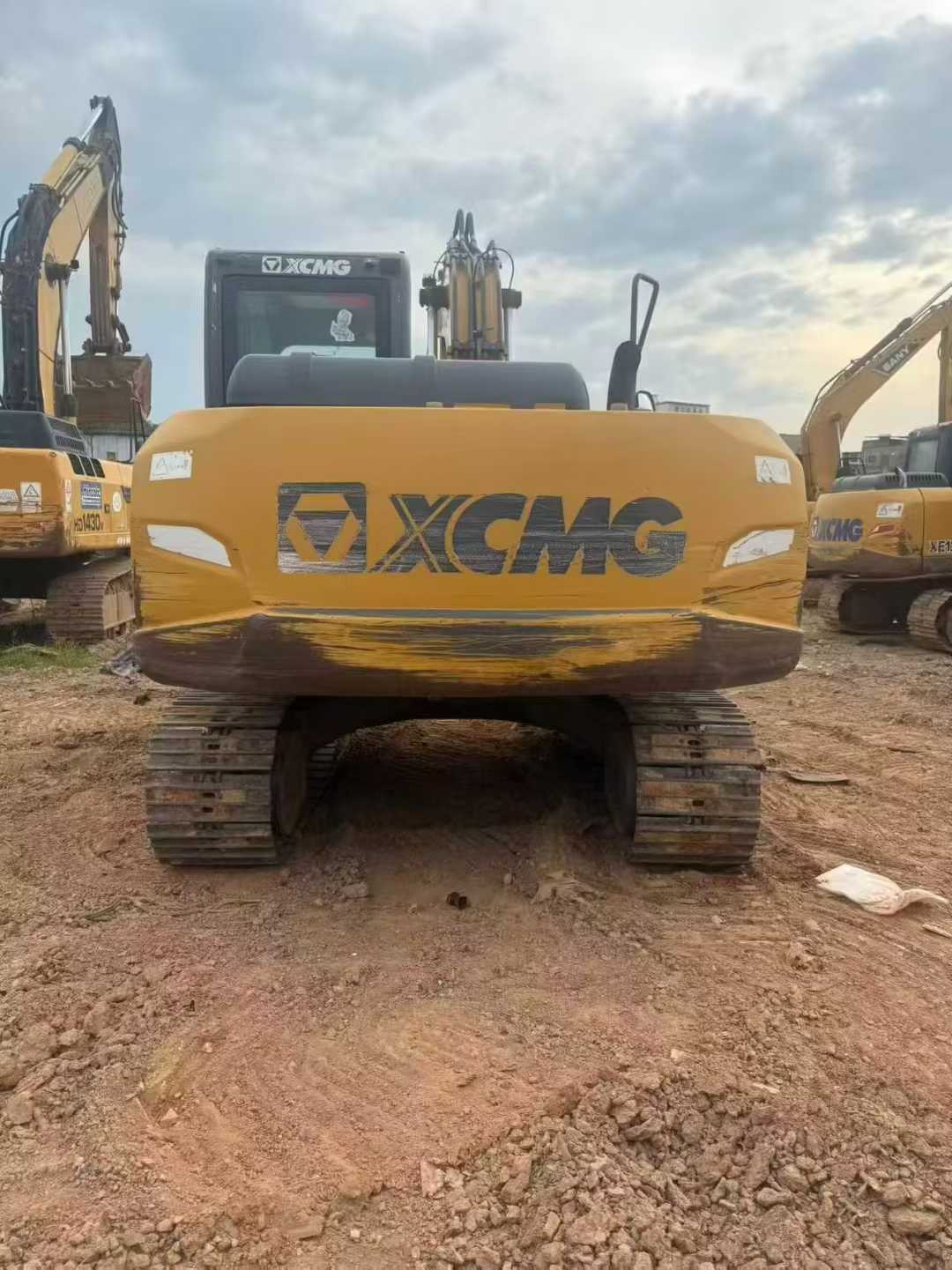 Used XCMG XE135GA Excavator 2021 Model / 3