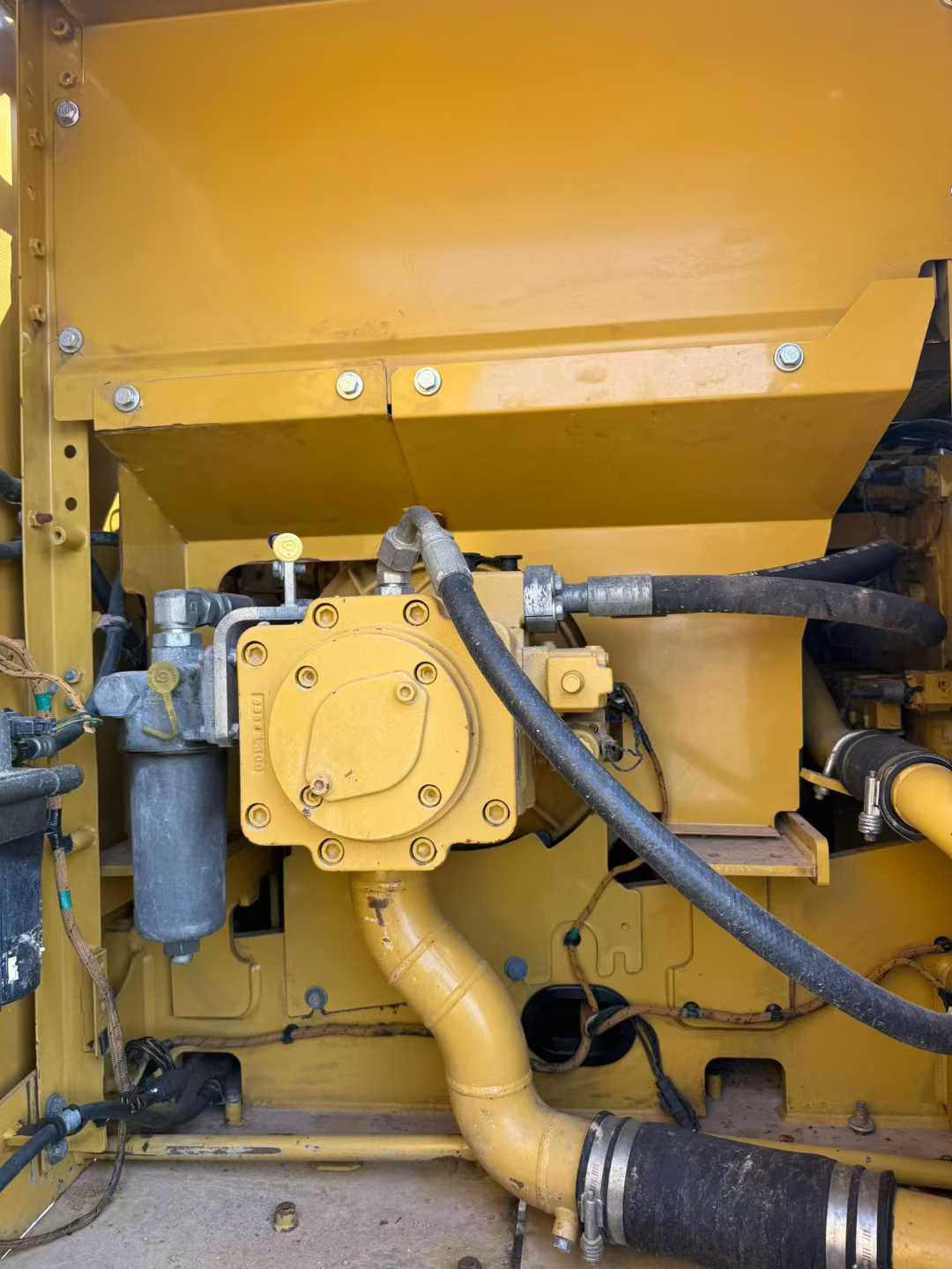 Buy Caterpillar 323 Used Excavator / 2 Used Caterpillar 323 Excavator 2020 Model / 2