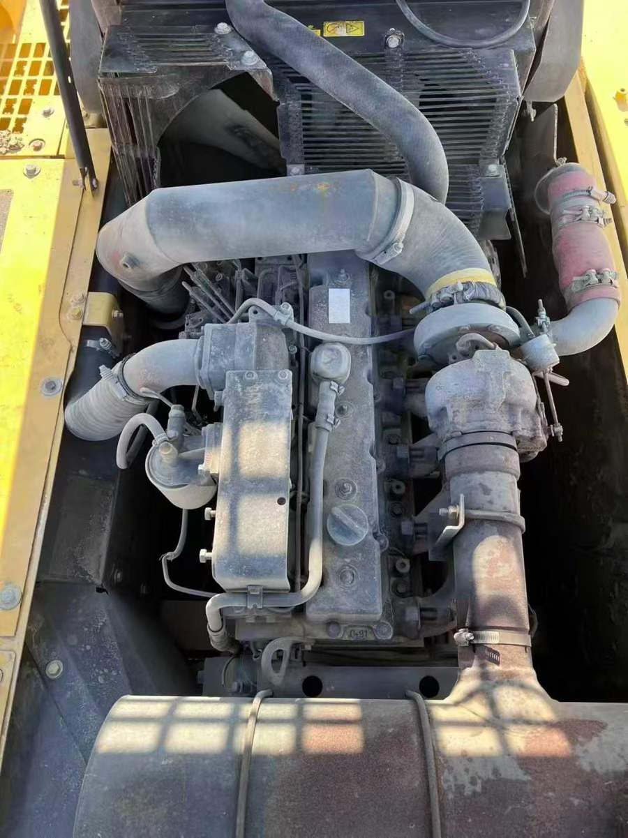 Used Komatsu PC60 Excavator 2016 Model / 9