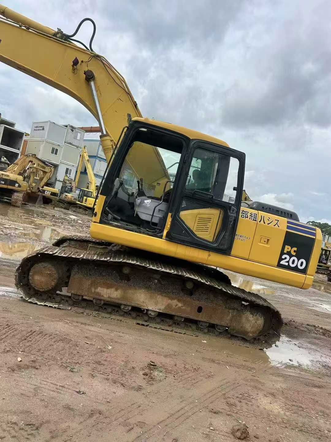 Buy Komatsu PW200-7 Used Excavator / 5 Used Komatsu PW200-7 Excavator 2016 Model / 5