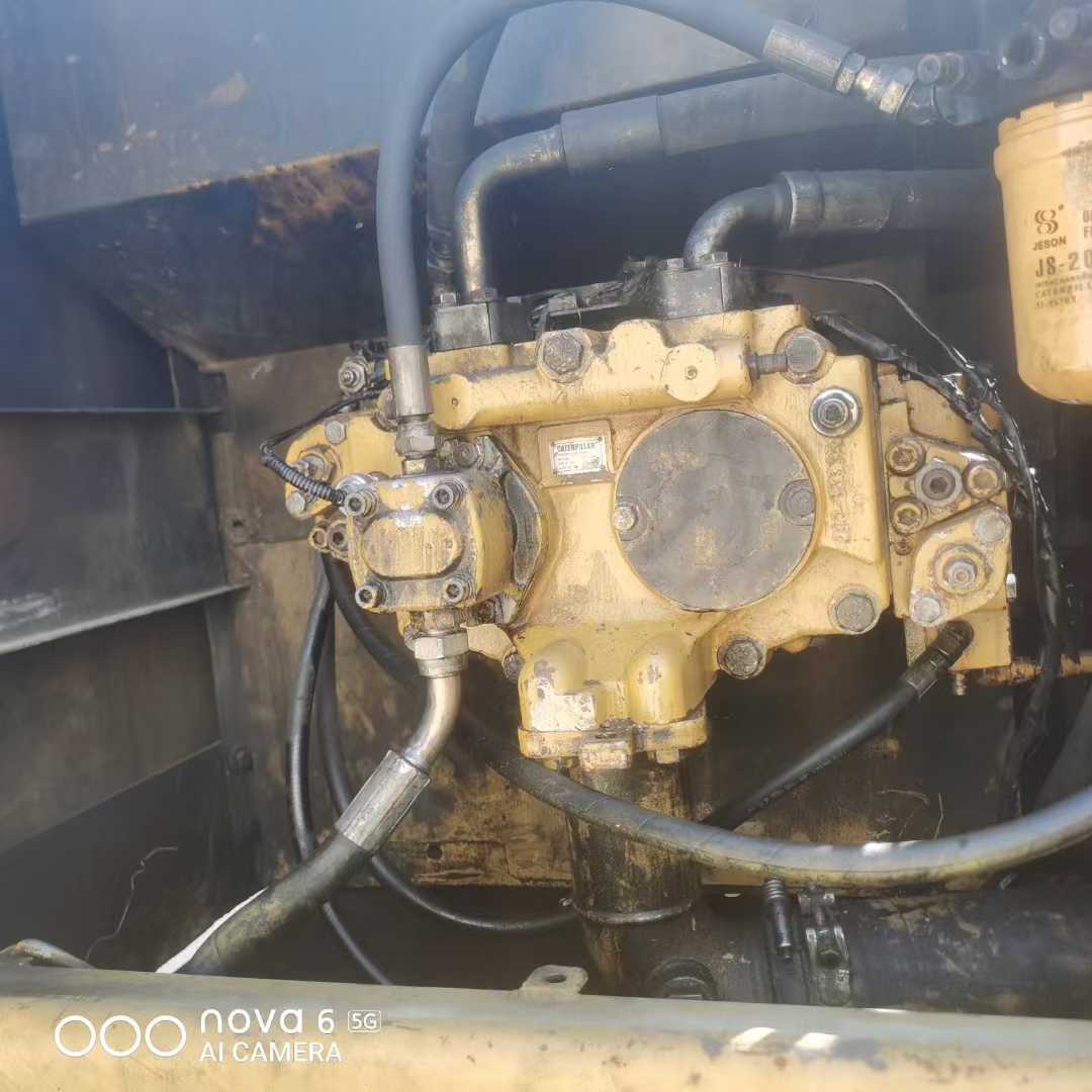 Used Caterpillar 320C Excavator 2016 Model / 4