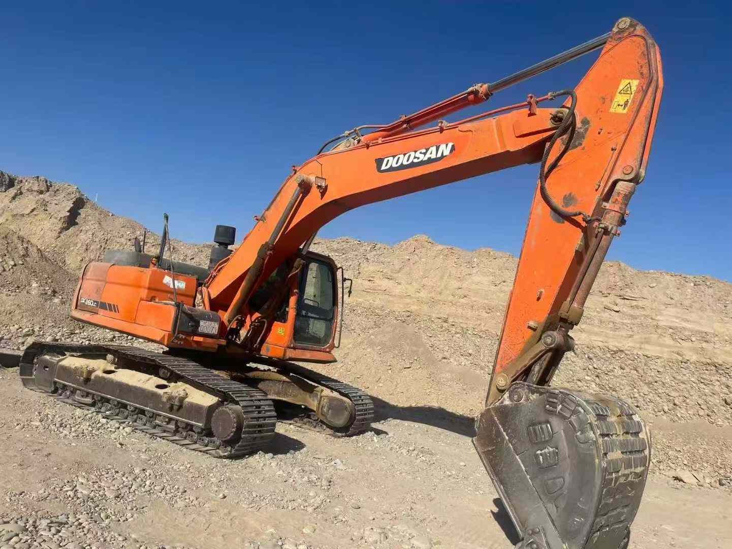 Used Doosan DX60 Excavator 2016 Model / 2