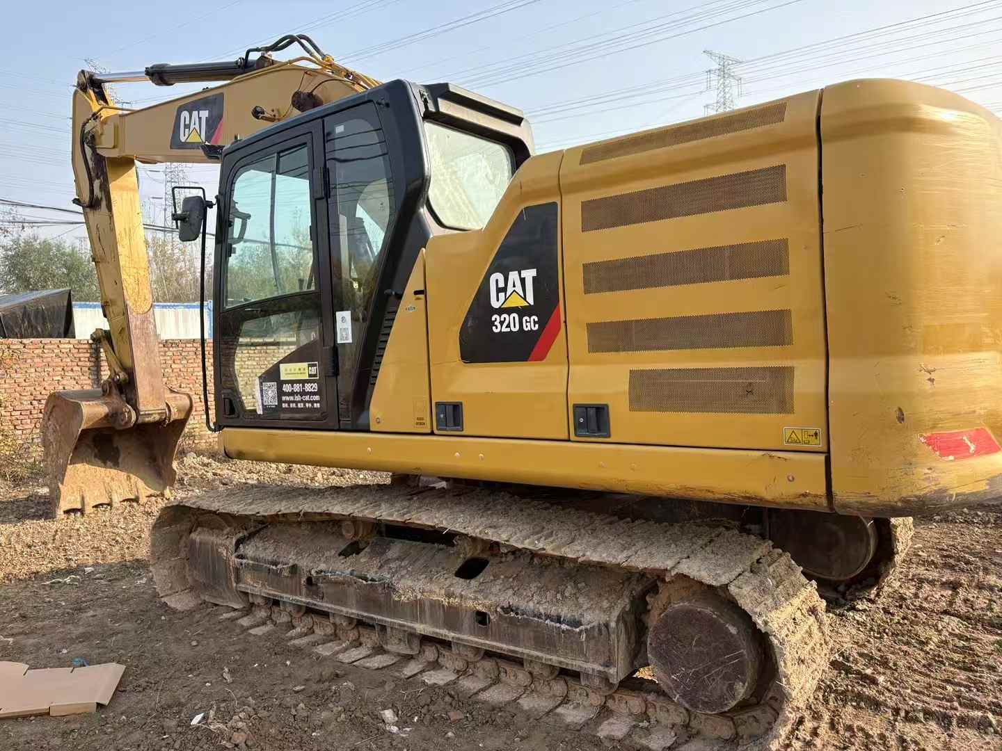 Buy Caterpillar 320GC Used Excavator / 1