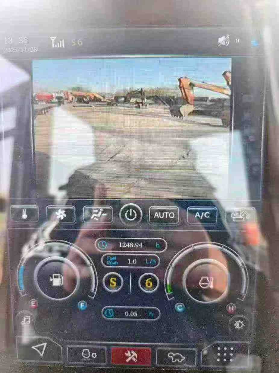 Used Sany SY135 Excavator 2022 Model / 5