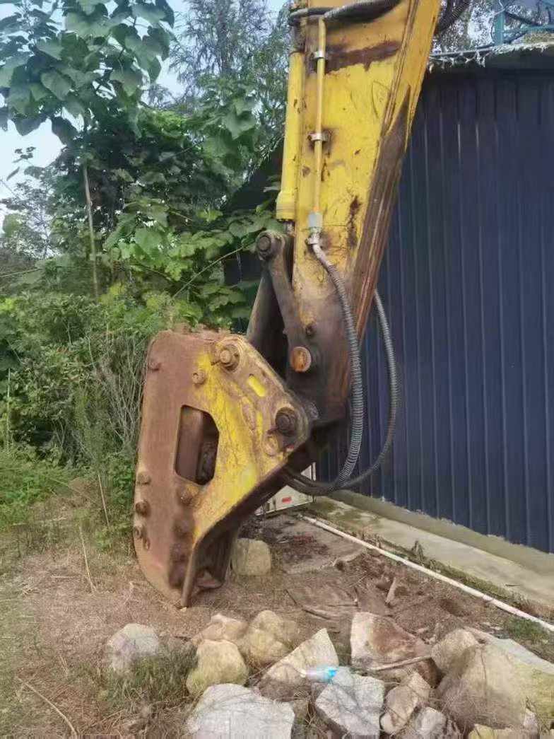 Used Komatsu PC60-7 Excavator 2016 Model / 8