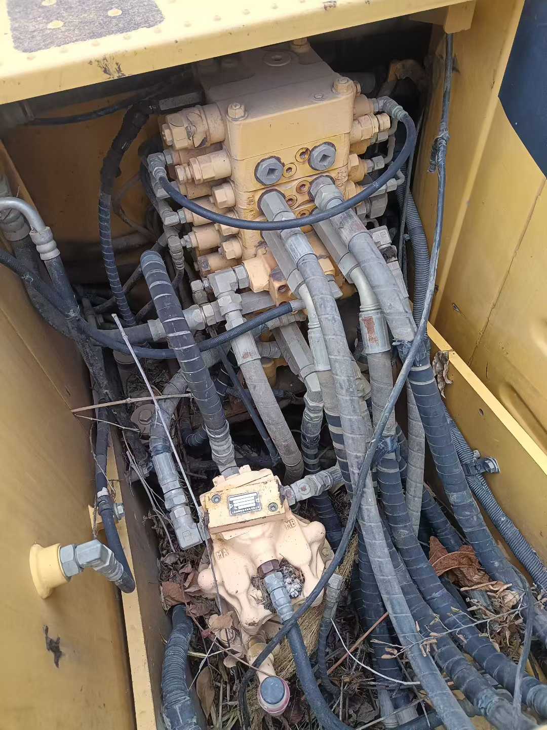 Used Komatsu PC110-7 Excavator 2016 Model / 8