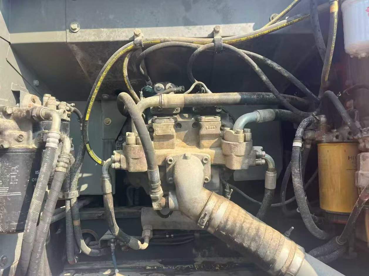 Used Hitachi ZAXIS200 Excavator 2018 Model / 2