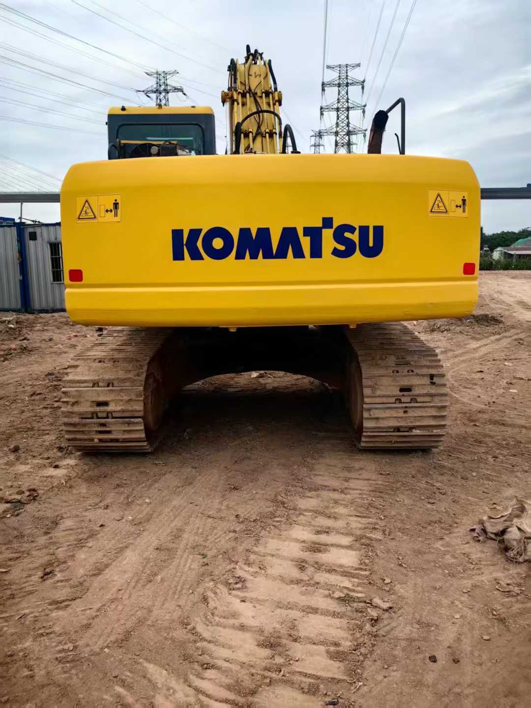 Used Komatsu PW200-7 Excavator 2016 Model / 2