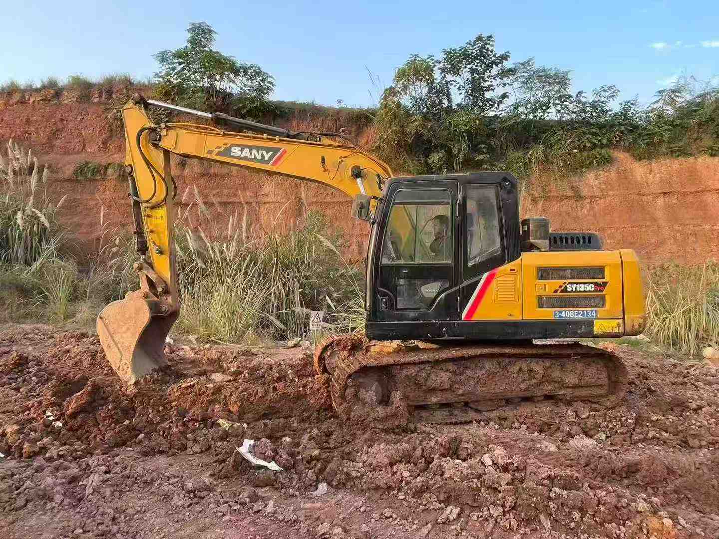 Used Sany SY135 Excavator 2022 Model / 2