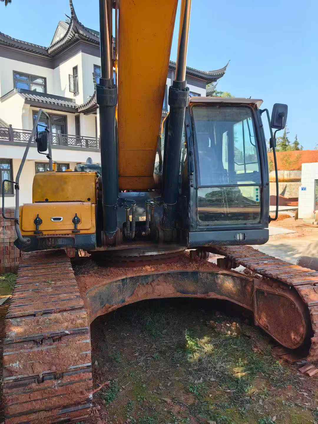 Used Hyundai R350LVS Excavator 2019 Model / 3