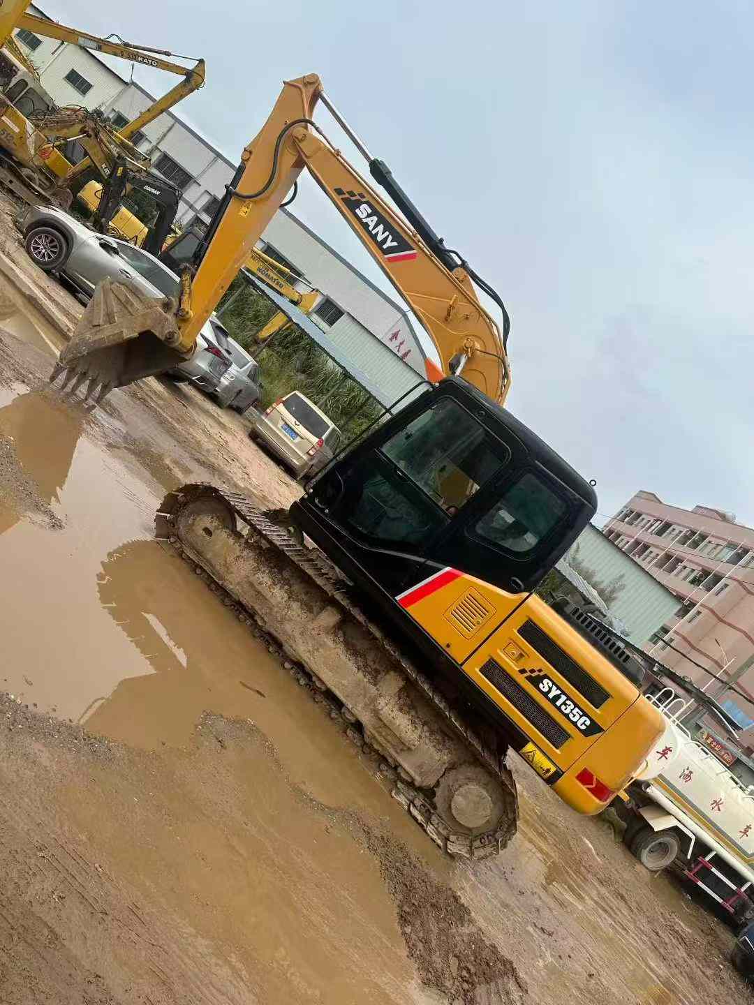 Used Sany SY135 Excavator 2016 Model / 5