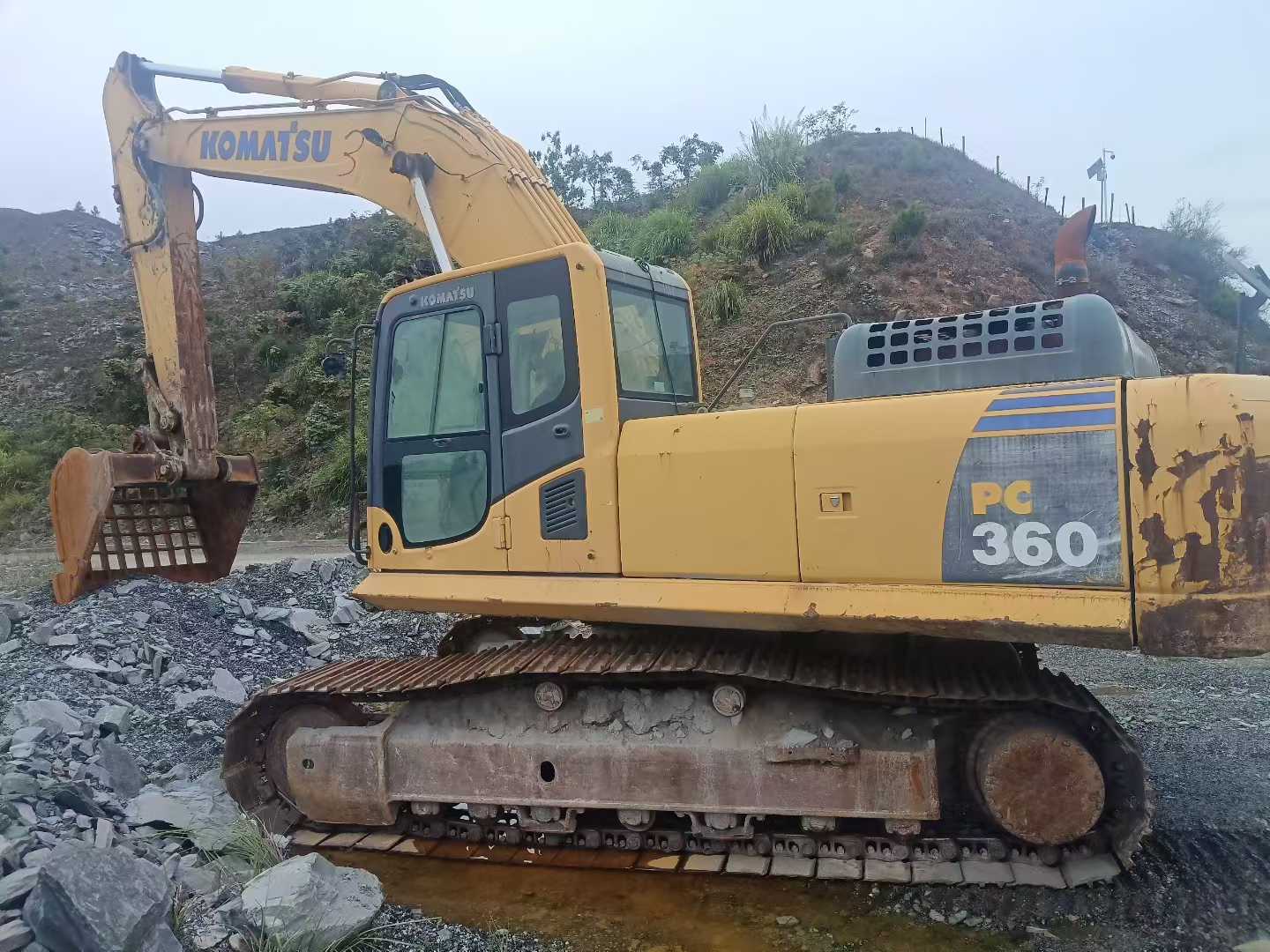 Used Komatsu PC60-8 Excavator 2017 Model / 3