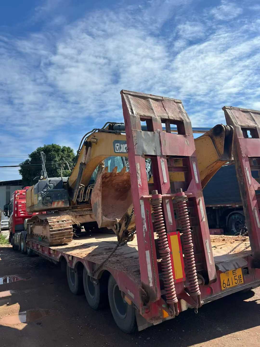 Used XCMG LW200 Excavator 2020 Model / 3