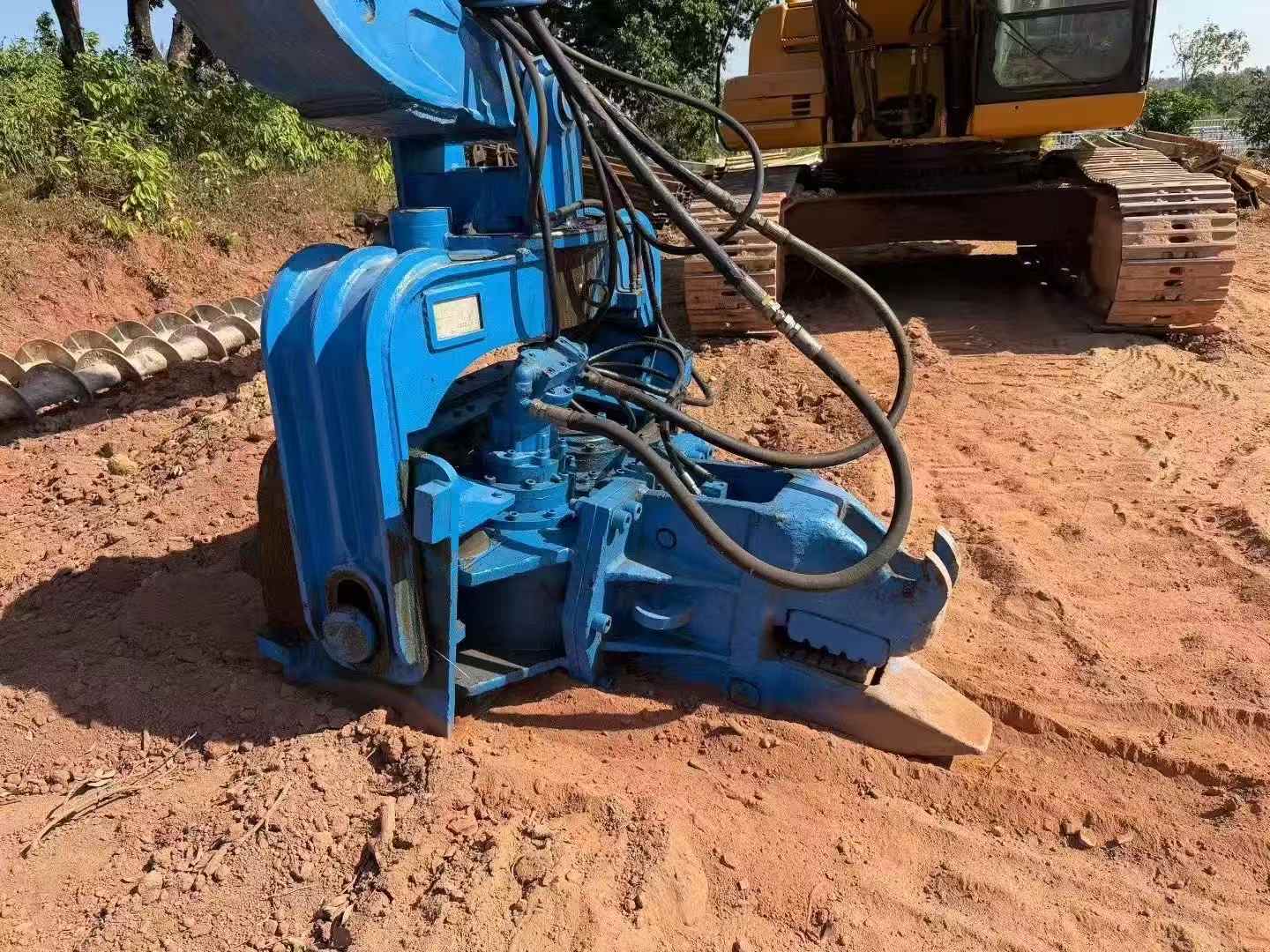 Used Caterpillar CT20 Excavator 2016 Model / 3