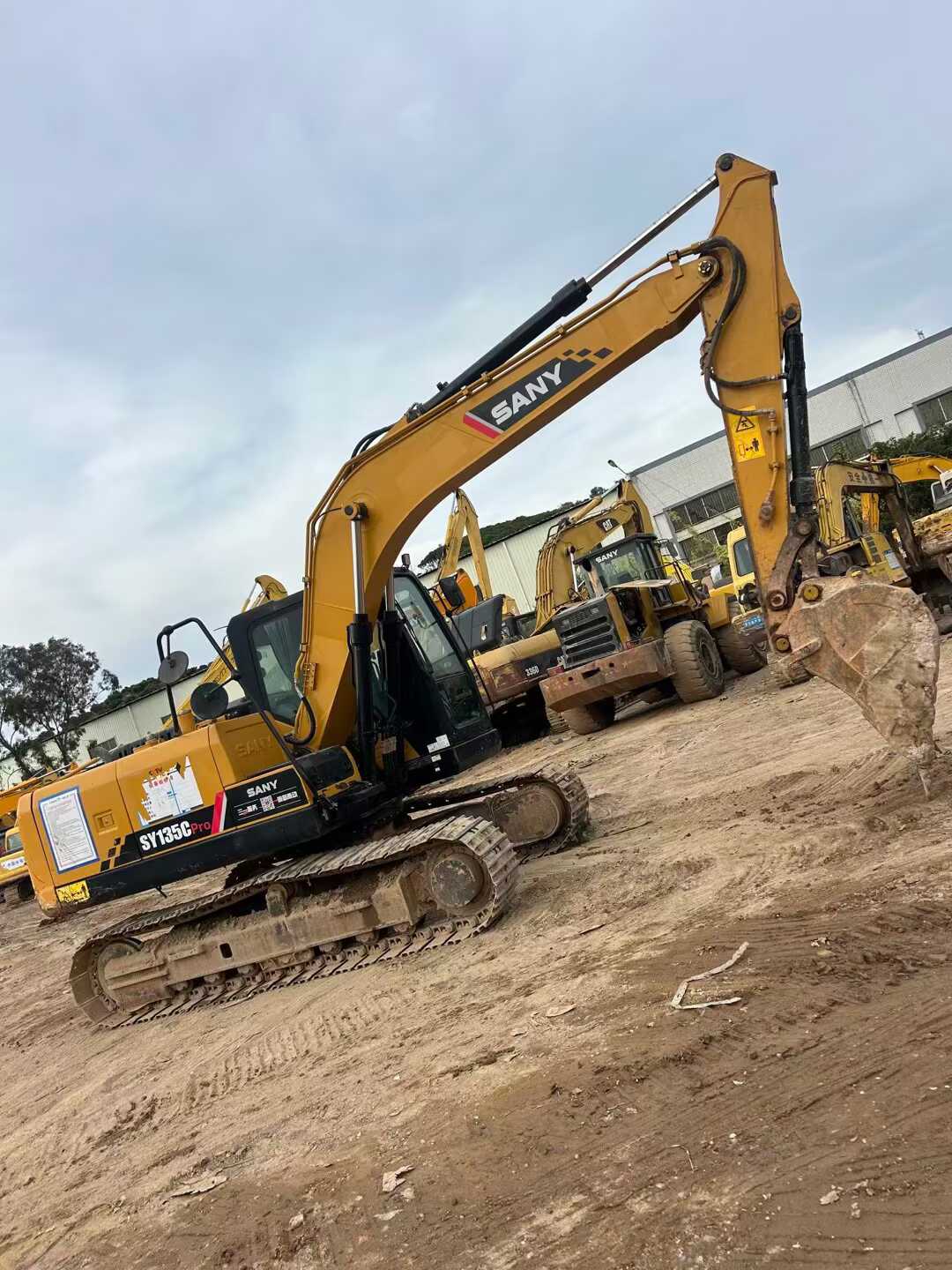 Used Sany SY135 Excavator 2022 Model / 3