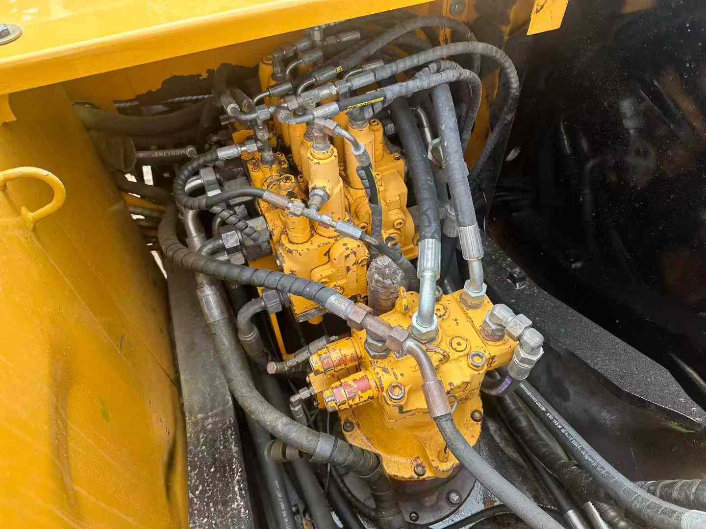 Used Sany SY135 Excavator 2016 Model / 6