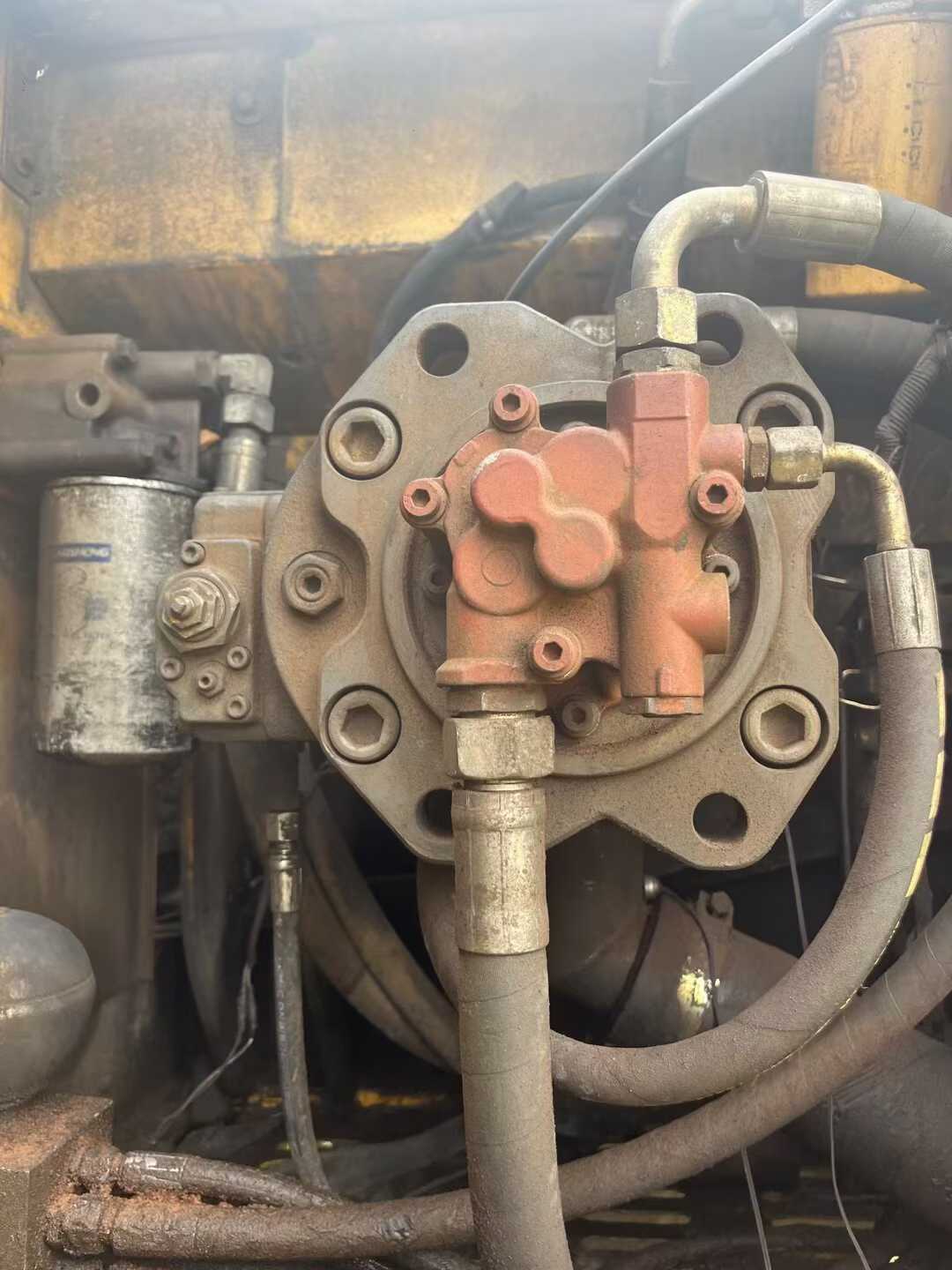 Used XCMG XE215 Excavator 2016 Model / 6