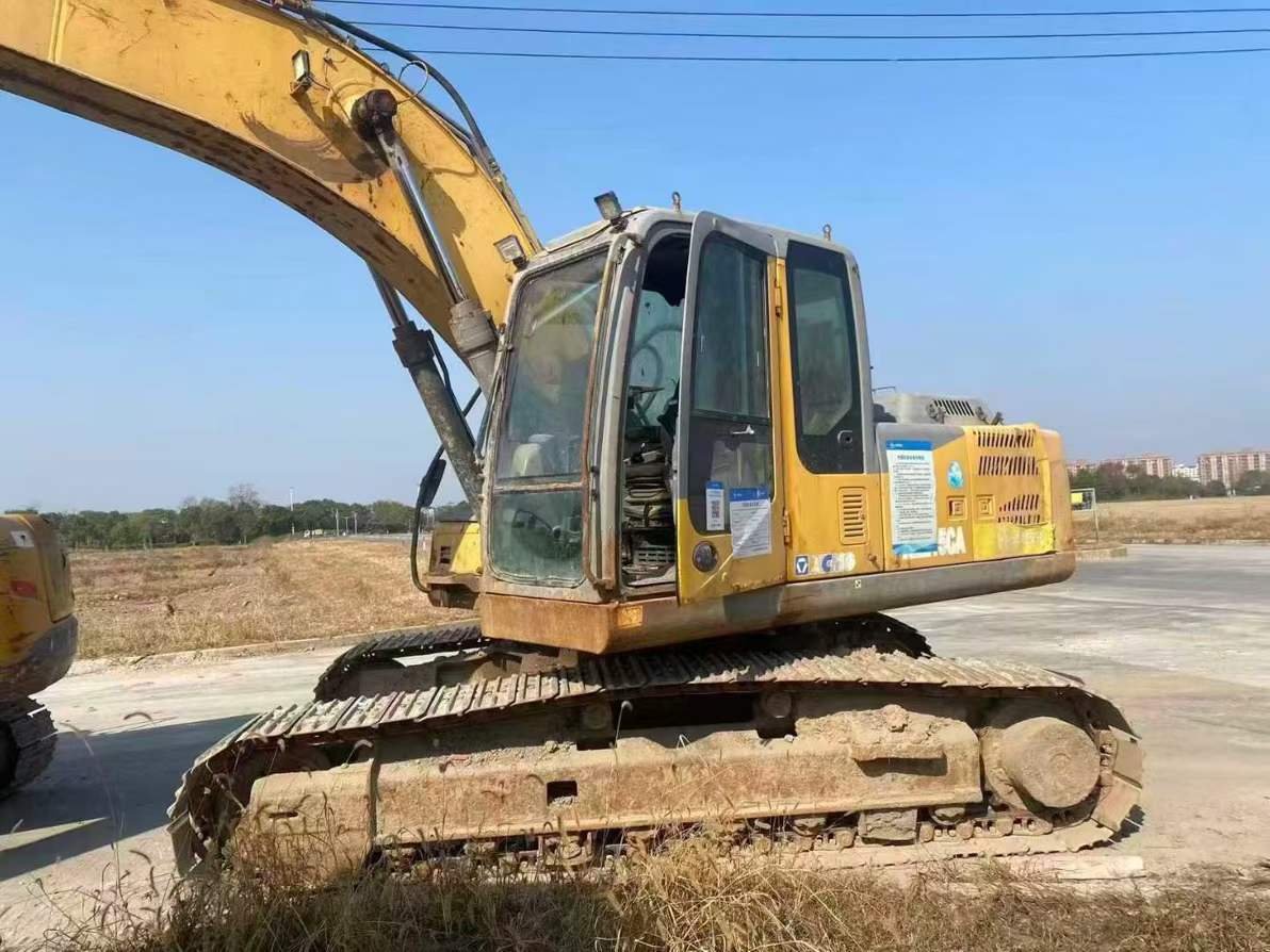 Used XCMG XE215 Excavator 2014 Model / 7