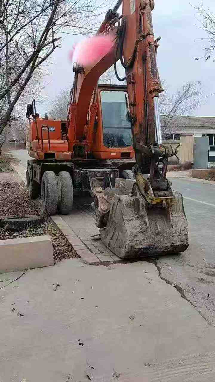 Used Doosan DX15 Excavator 2011 Model / 2