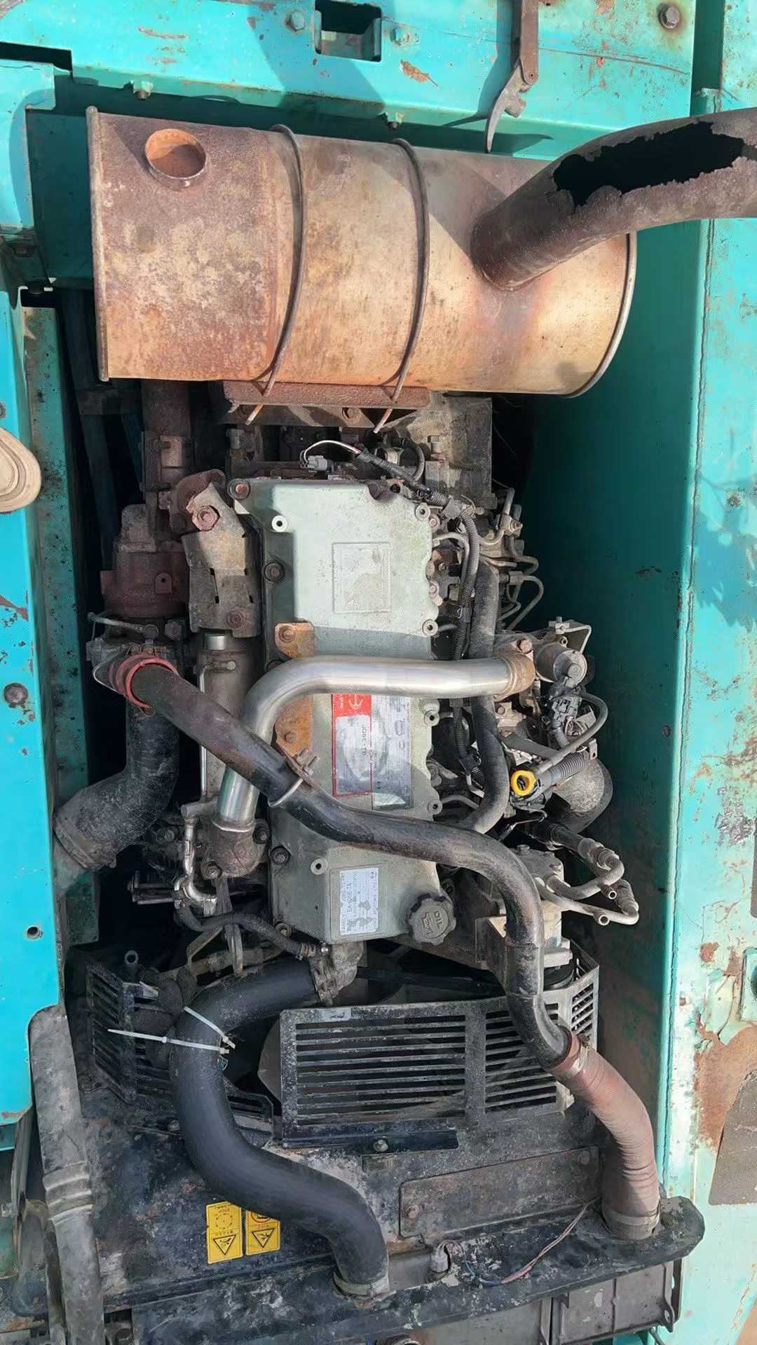 Used Kobelco SK200 Excavator 2016 Model / 8