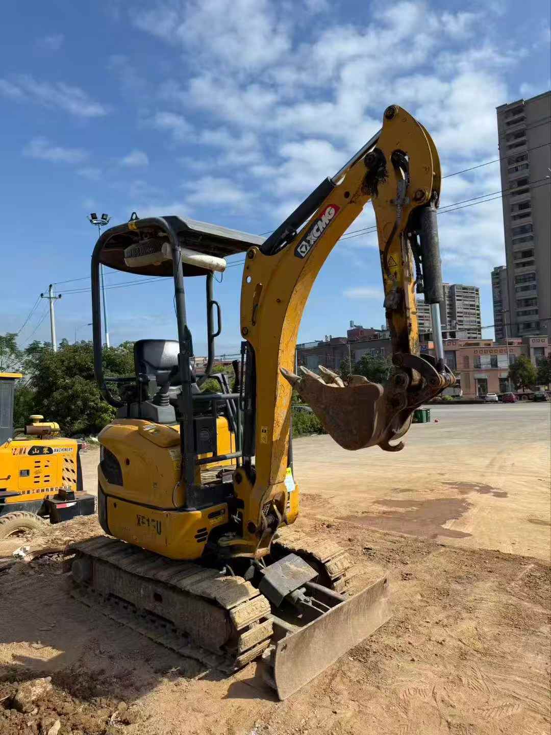 Used XCMG XE15 Excavator 2021 Model / 3