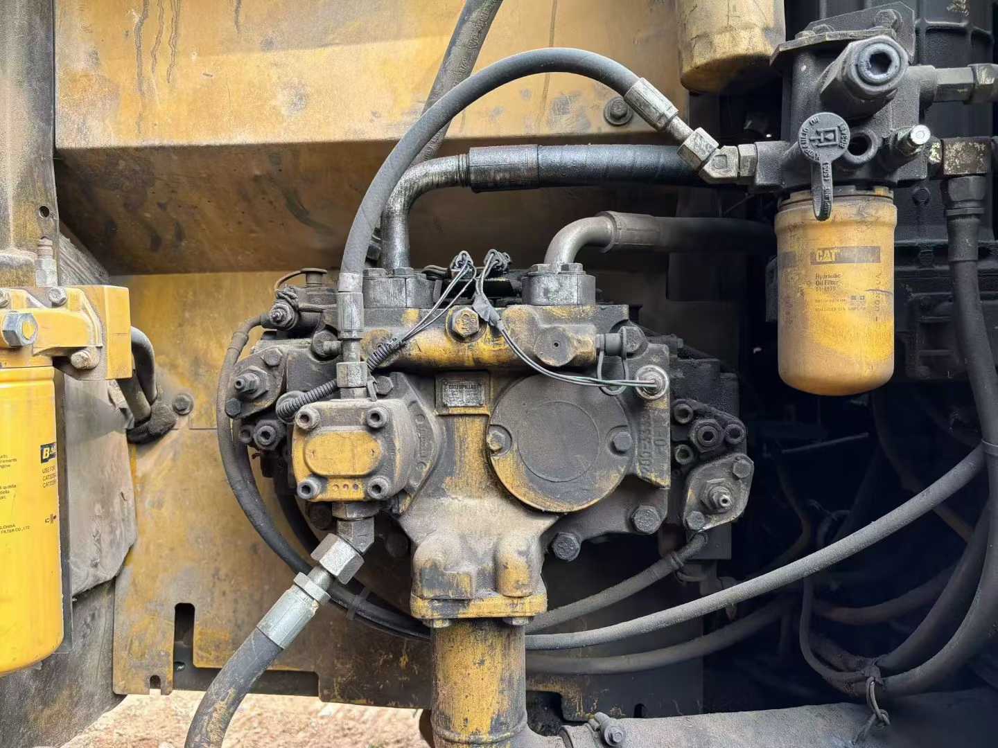 Used Caterpillar CT20 Excavator 2016 Model / 6