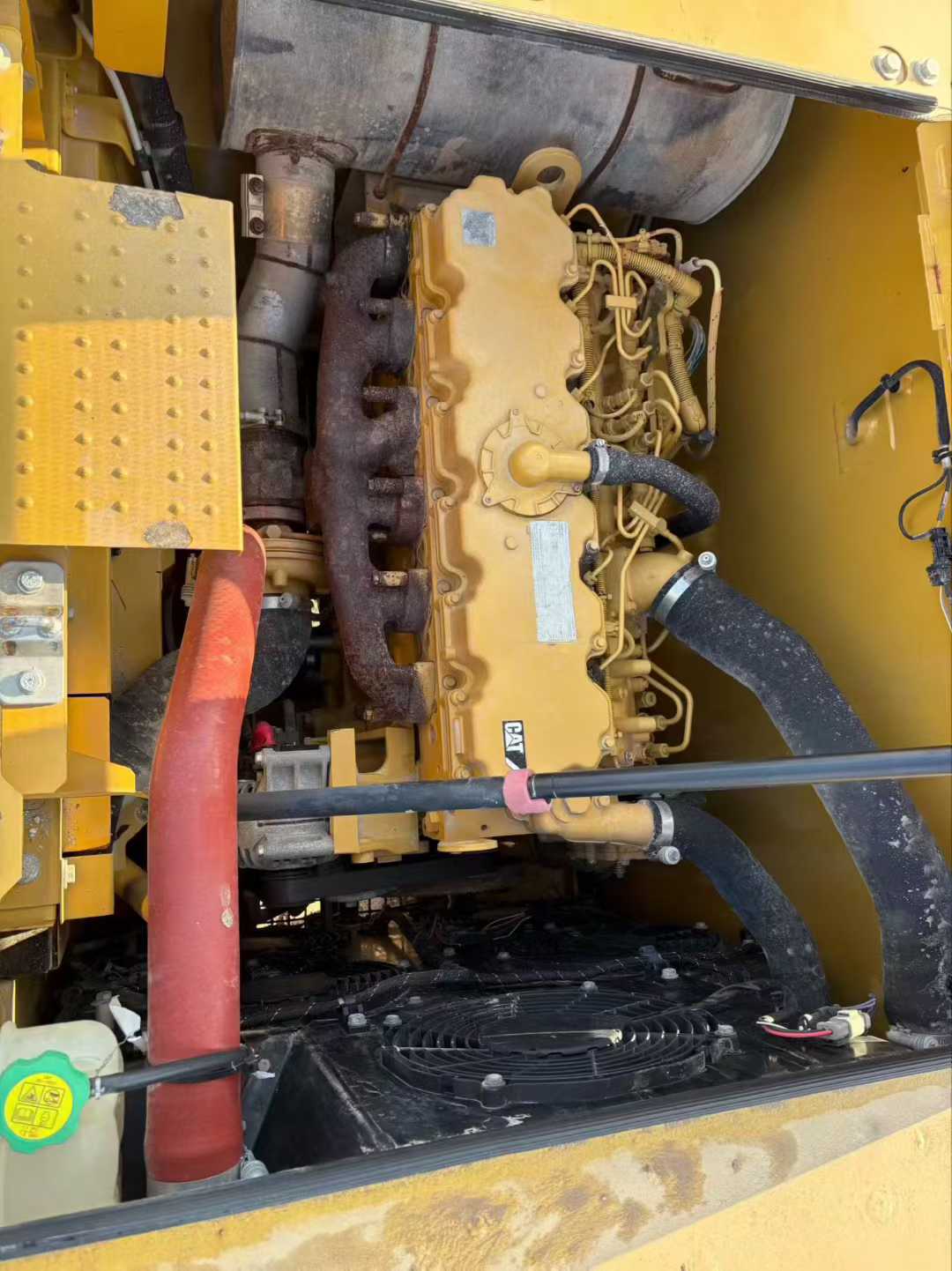 Used Caterpillar 323 Excavator 2018 Model / 8