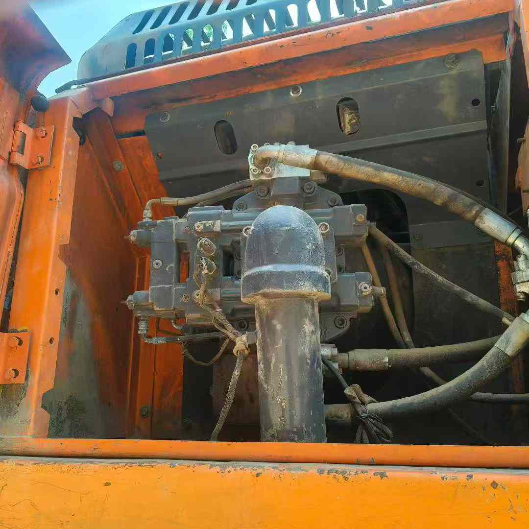 Buy Doosan DX500 Used Excavator / 4 Used Doosan DX500 Excavator 2014 Model / 4