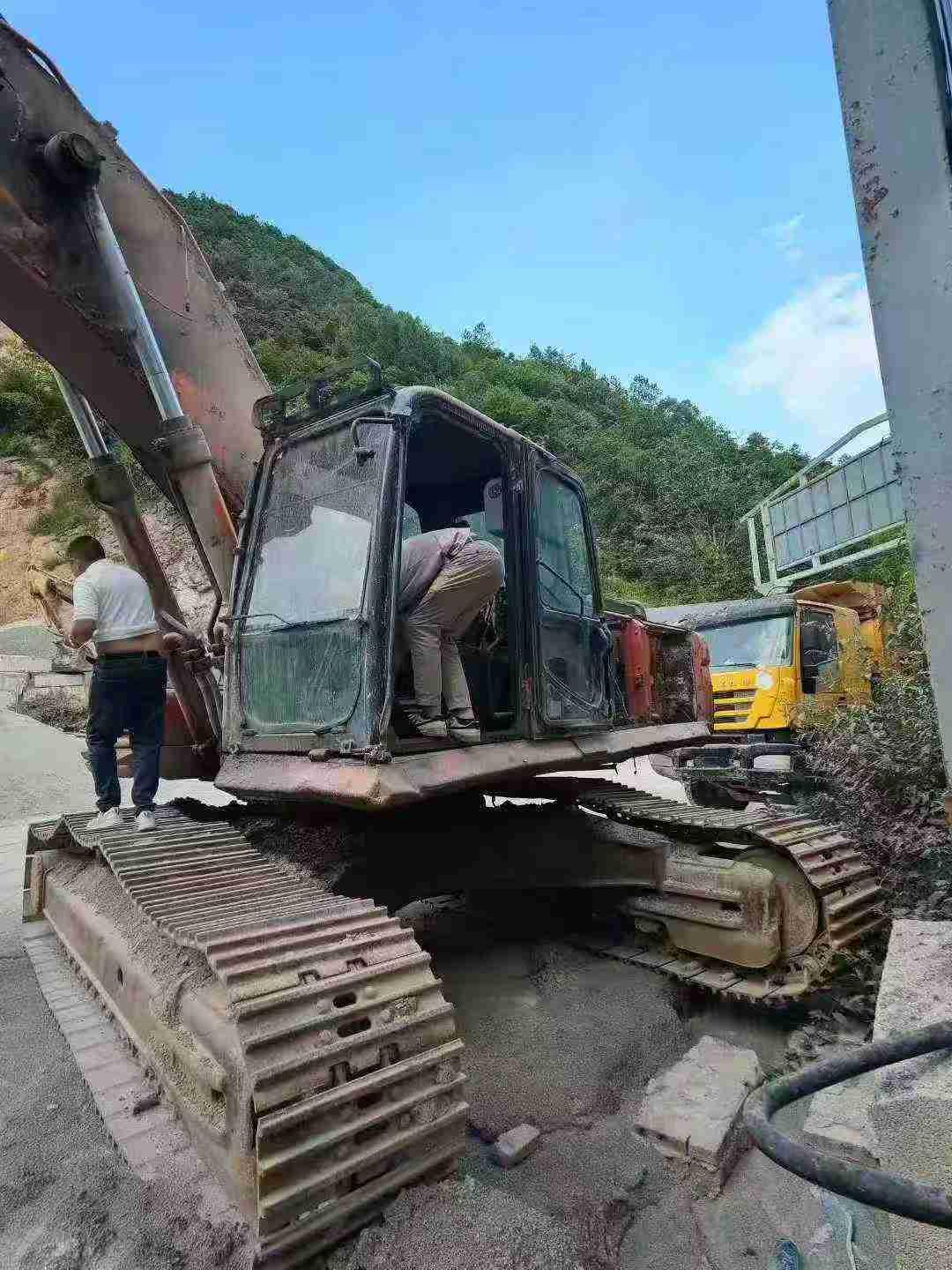 Used Doosan DX80 Excavator 2016 Model / 2