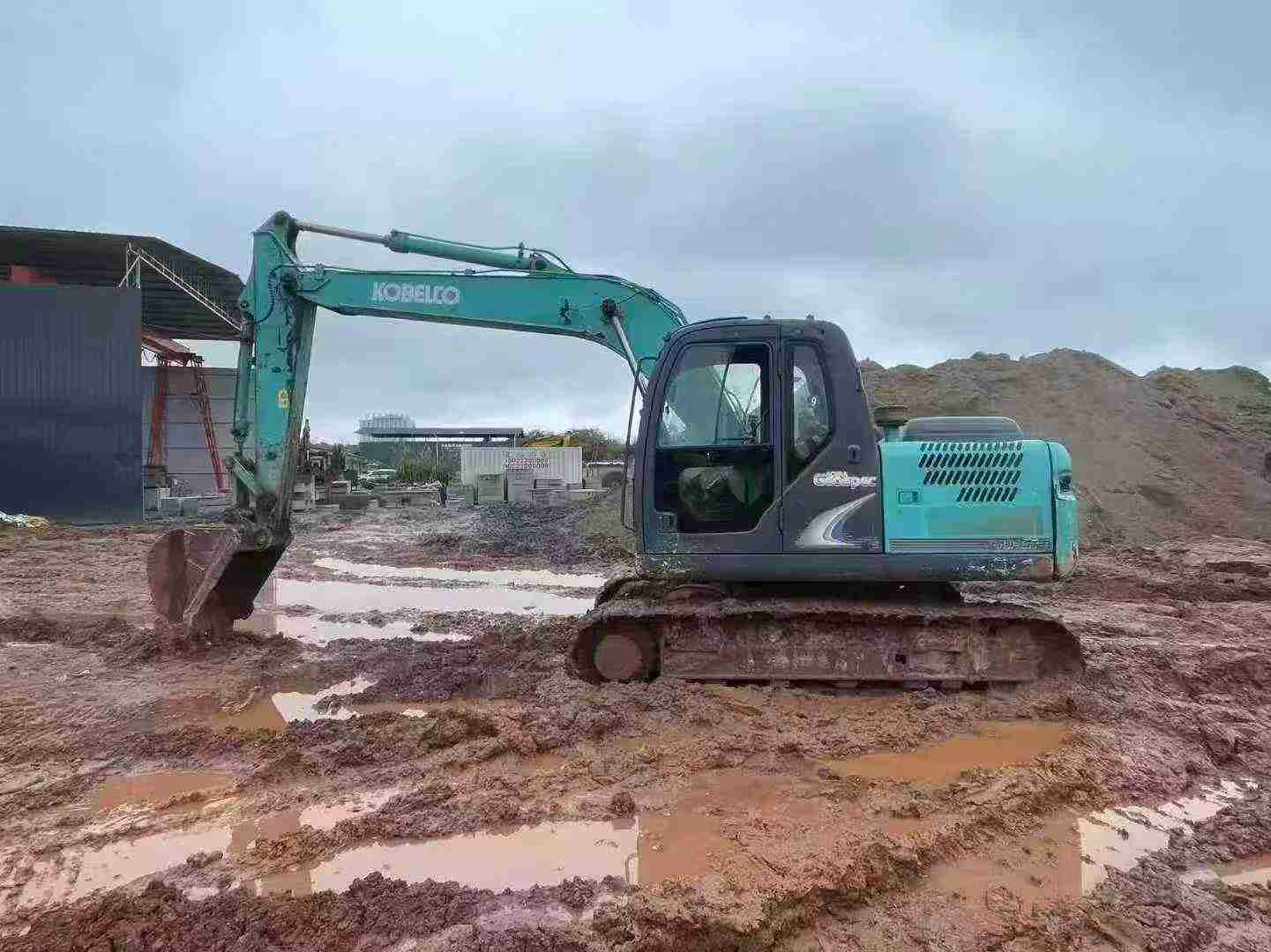 Used Kobelco SK130 Excavator 2015 Model / 2