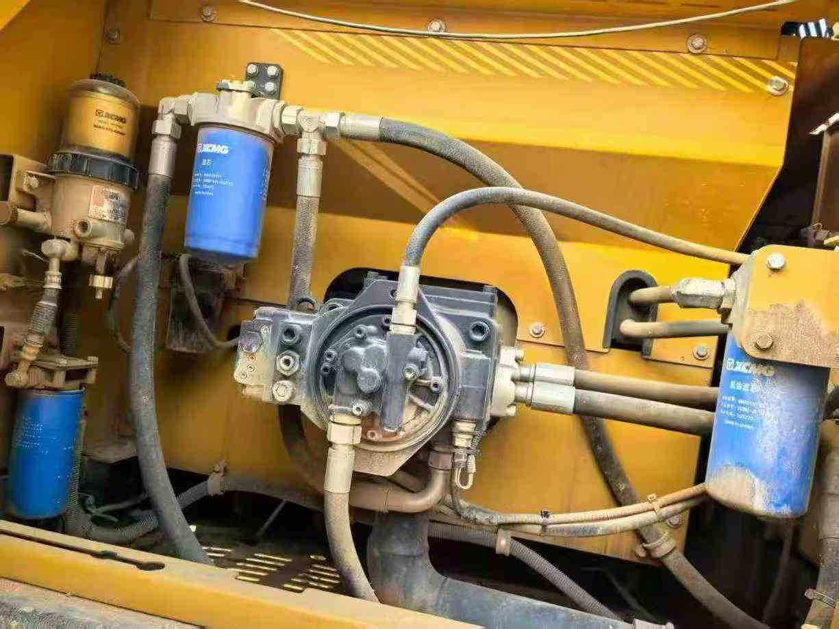 Used XCMG XE80 Excavator 2022 Model / 3