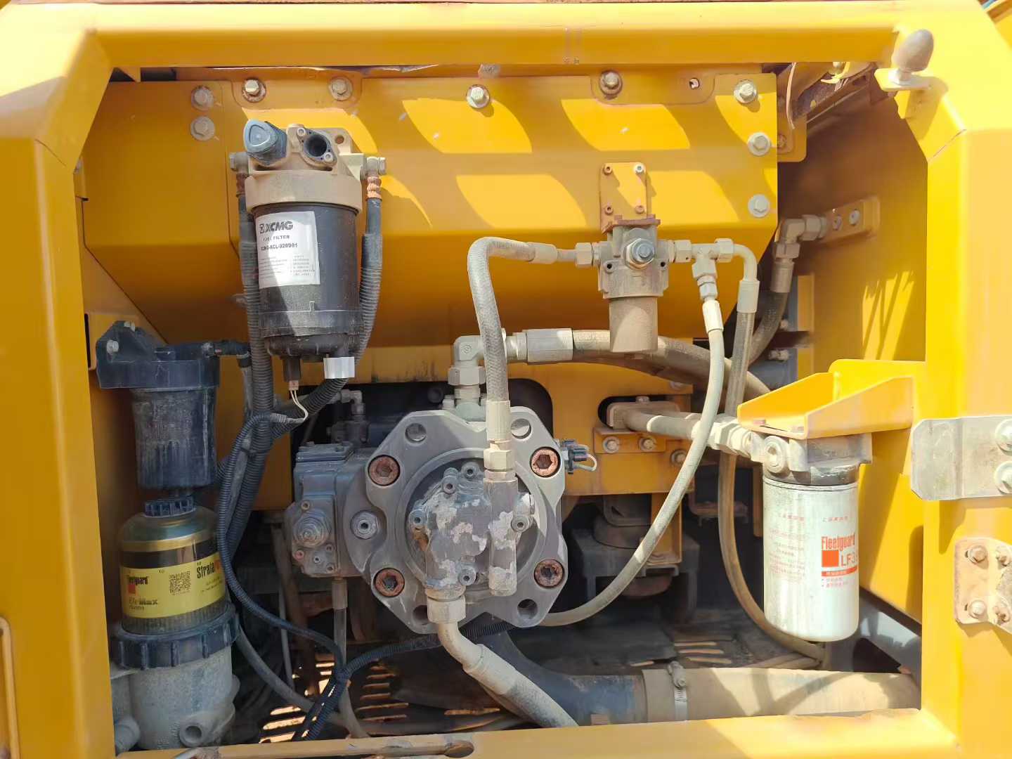 Used XCMG LW200 Excavator 2021 Model / 2