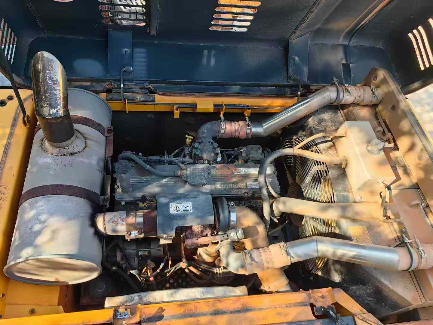 Used Hyundai R350LVS Excavator 2019 Model / 7