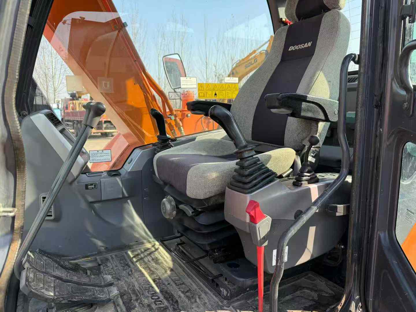 Used Doosan DX75 Excavator 2022 Model / 9