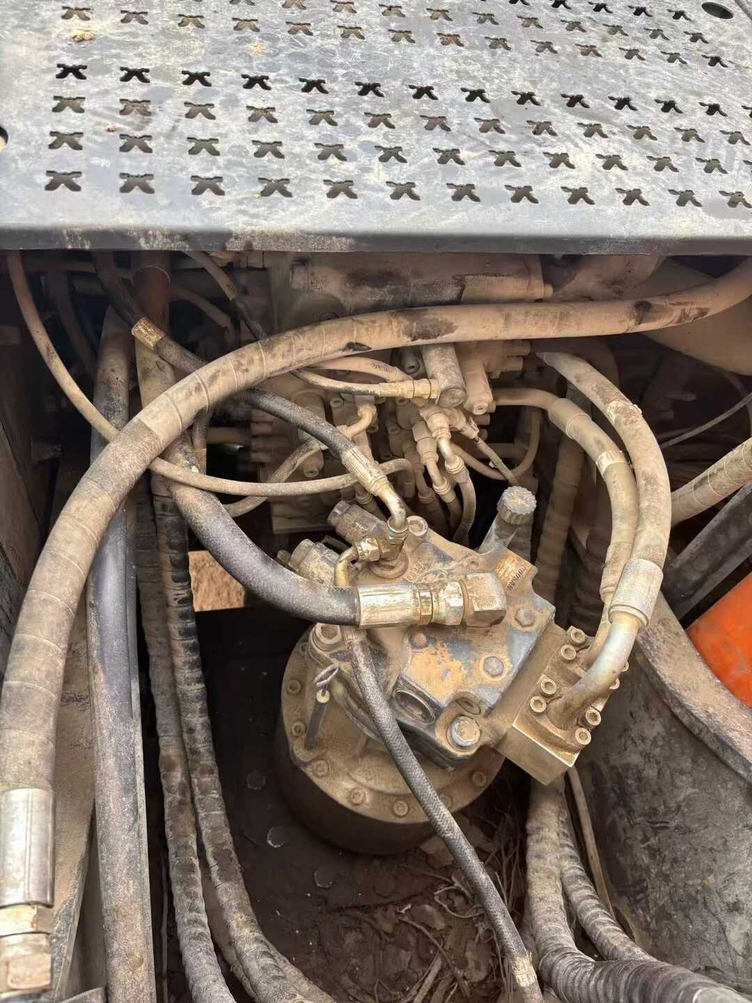 Used Doosan DH220 Excavator 2020 Model / 7