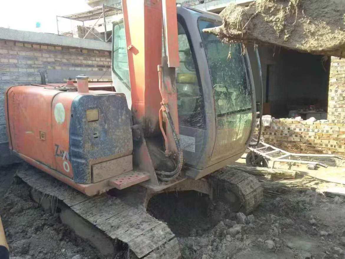 Used Hitachi ZX60 Excavator 2016 Model / 7