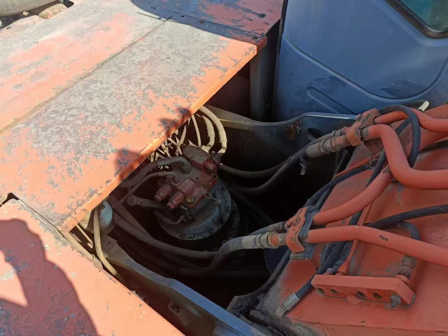 Used Hitachi ZX240 Excavator 2016 Model / 7