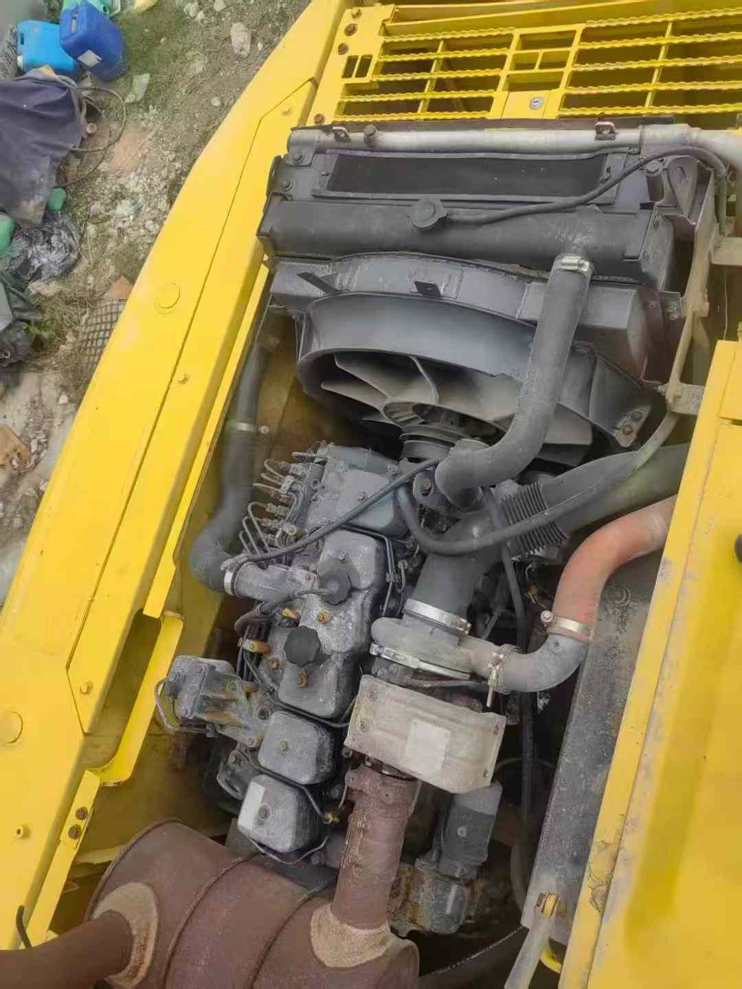 Used Komatsu PW200-7 Excavator 2016 Model / 3