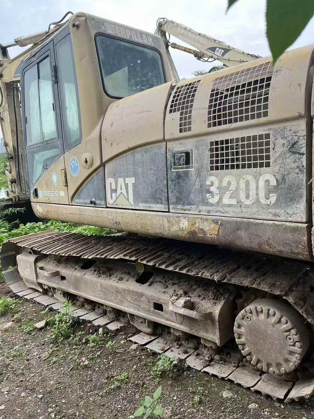 Used Caterpillar 320C Excavator 2016 Model / 3