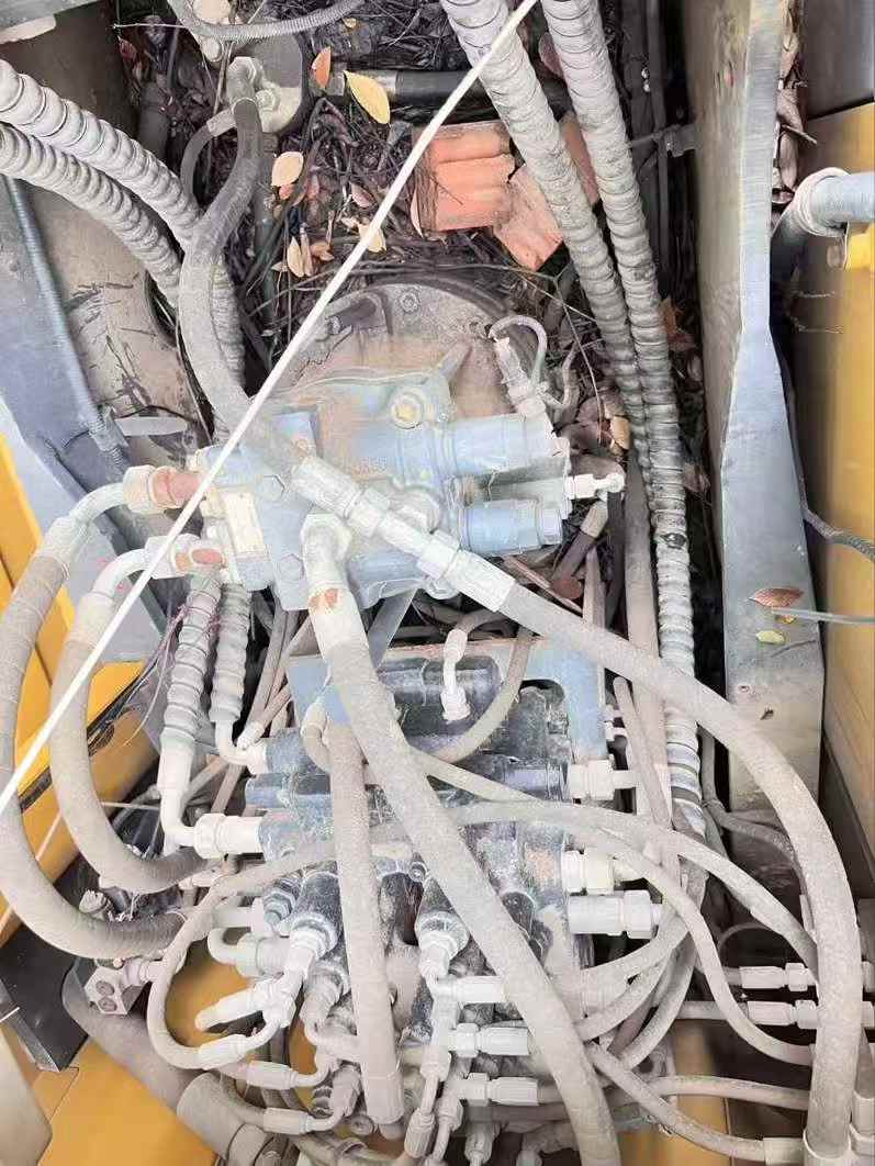 Used XCMG XE135D Excavator 2018 Model / 5