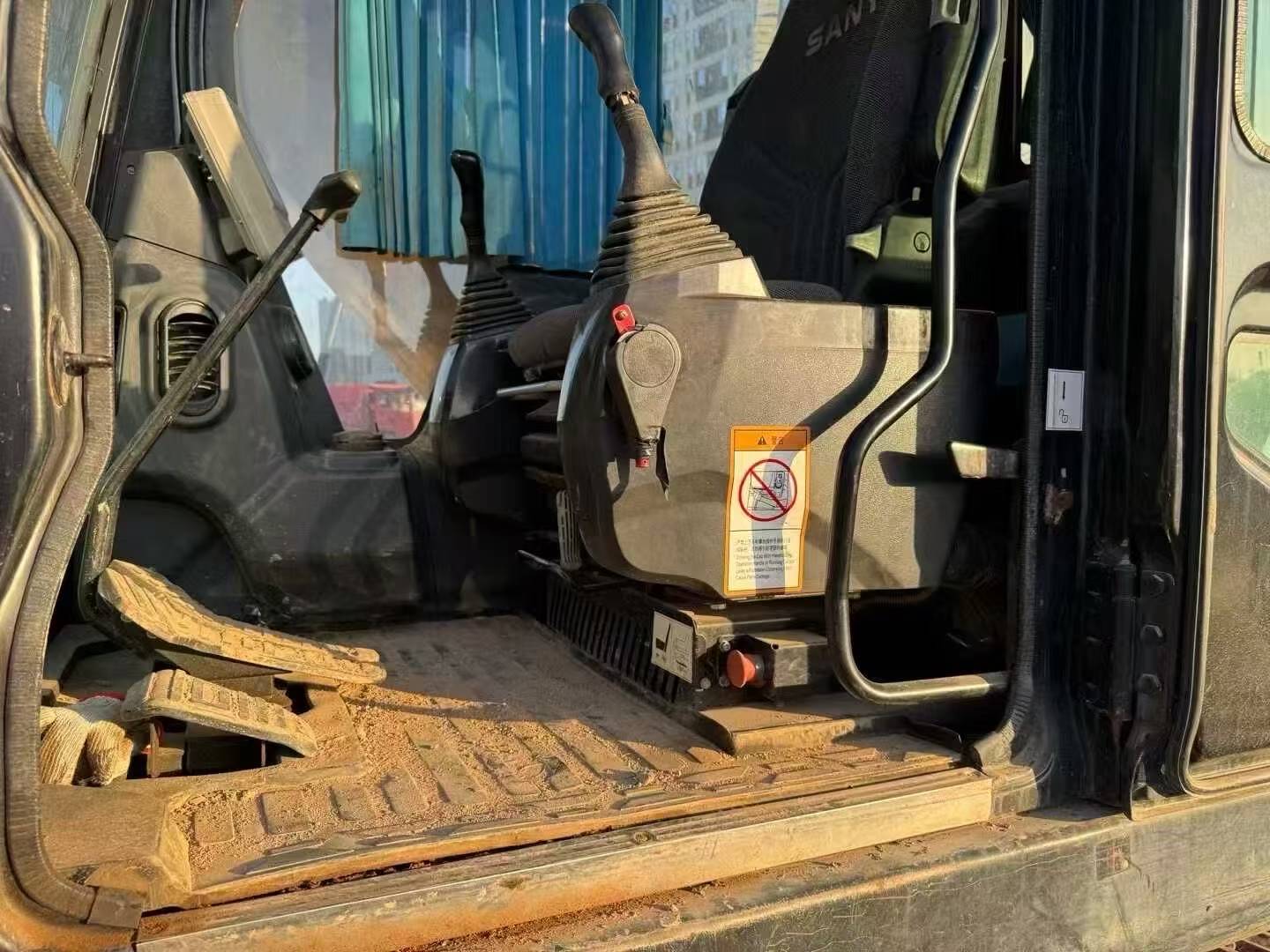 Used Sany SY135 Excavator 2019 Model / 3