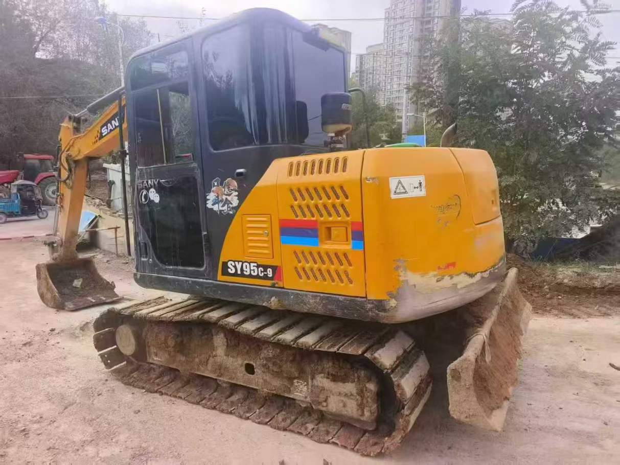 Used Sany SY75 Excavator 2013 Model / 7