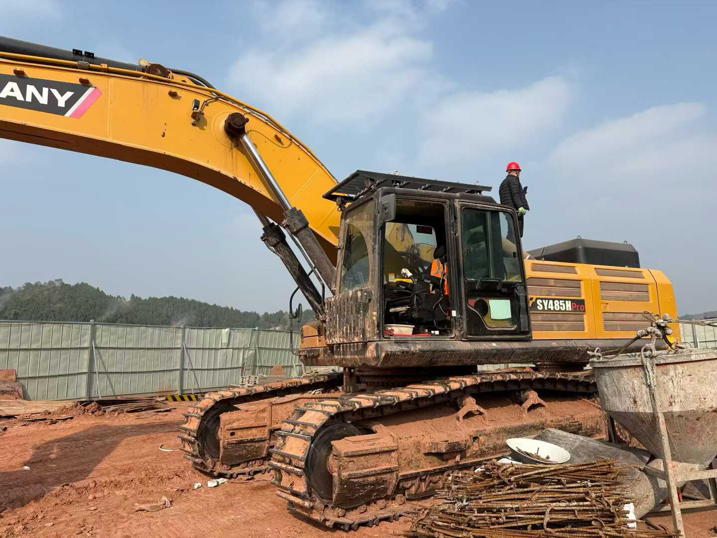 Used Sany SY85 Excavator Model / 2