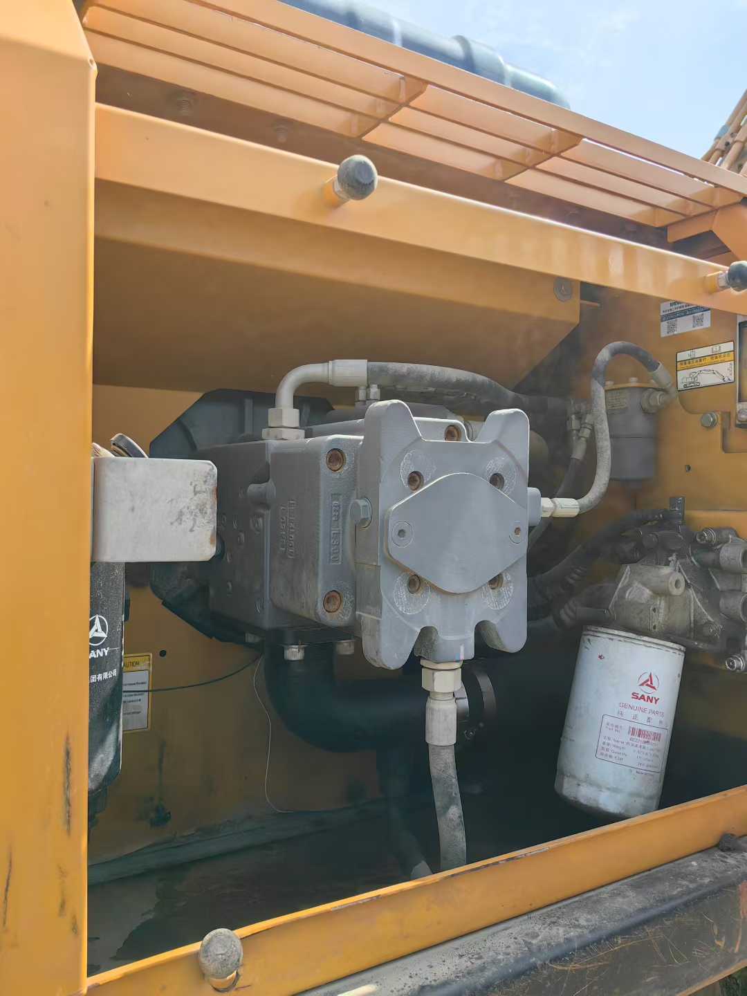 Used Sany SY215W Excavator 2019 Model / 4