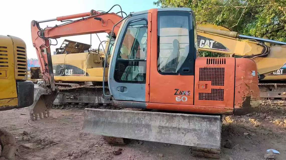 Buy Hitachi ZX60 Used Excavator / 1